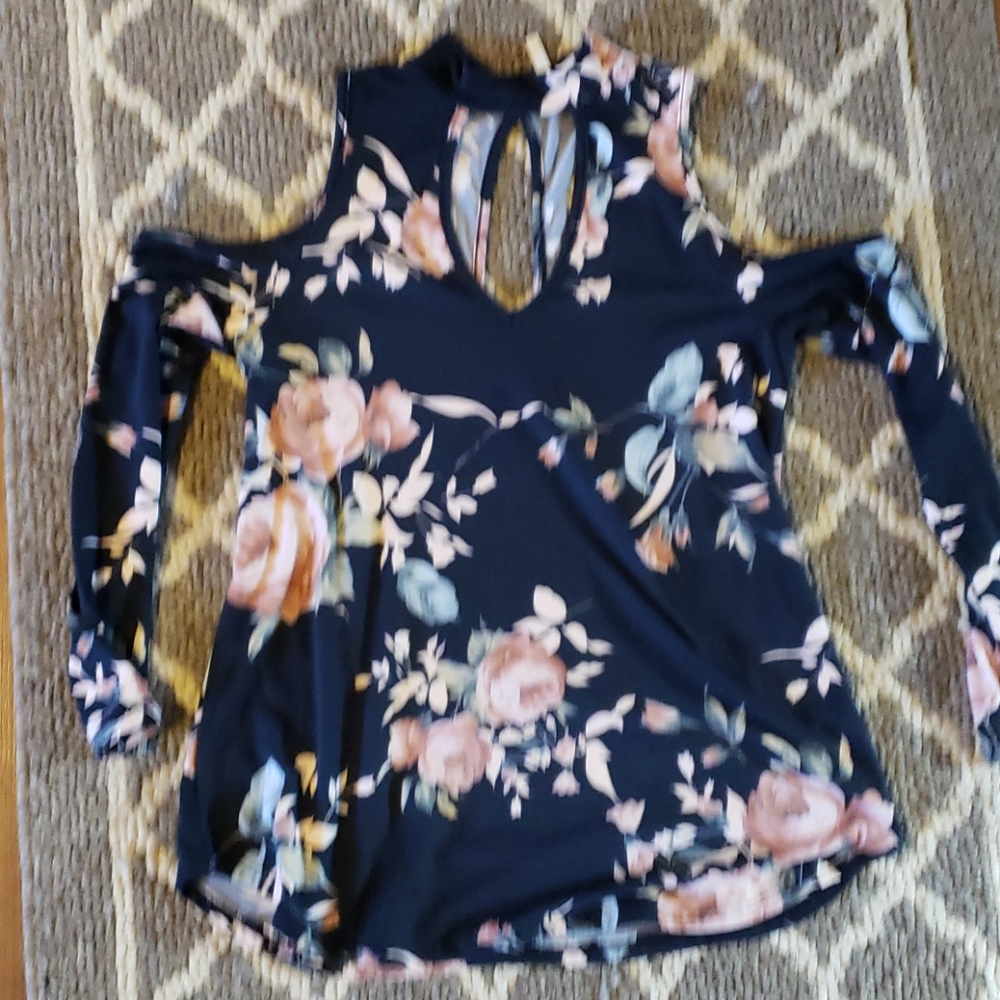 Floral top